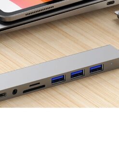 Adaptateur carte sd, hUB USB + Type C 8 en 2 avec adaptateur jack audio, vue de trois quarts