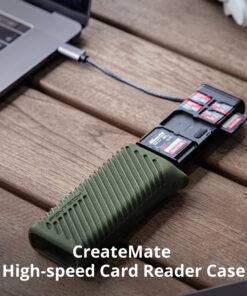 Adaptateur carte SD à double fente sur USB-C, trente versions, vue de face