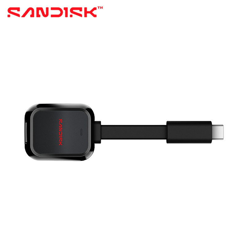 Adaptateur carte SD au format microSD sur USB-C, 250 Mo/s Adaptateur carte SD au format microSD sur USB-C, 250 Mo/s, vue de trois quarts