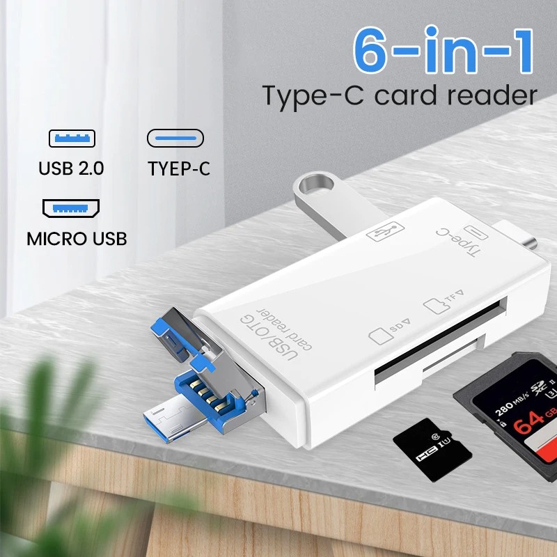 Adaptateur carte SD et micro SD à trois fiches USB A, micro USB et USB C Adaptateur carte SD et micro SD à trois fiches USB A, micro USB et USB C, vue de face