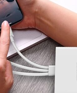 Adaptateur carte sd, lecteur de carte SD 5-en-1 USB-C vers carte SD/TF, vue de trois quarts