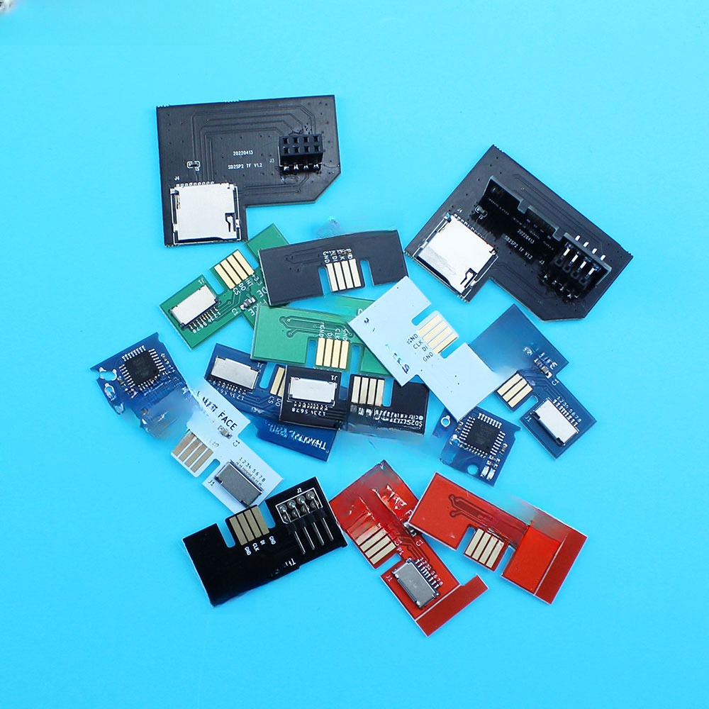 Adaptateur carte SD pour GameCube, huit références Adaptateur carte SD pour GameCube, huit références, vue de trois quarts
