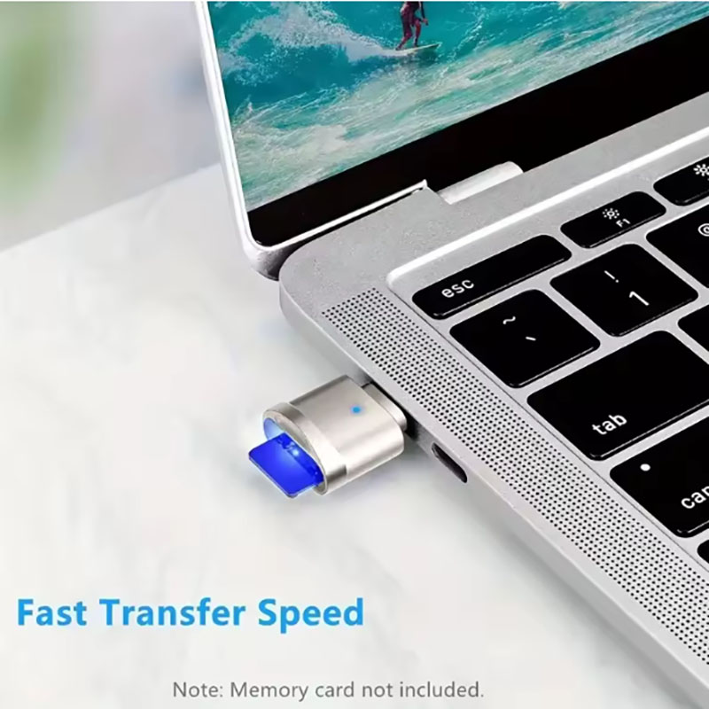 Adaptateur carte SD USB-C vers microSD, 15 grammes Adaptateur carte SD USB-C vers microSD, 15 grammes, vue de profil