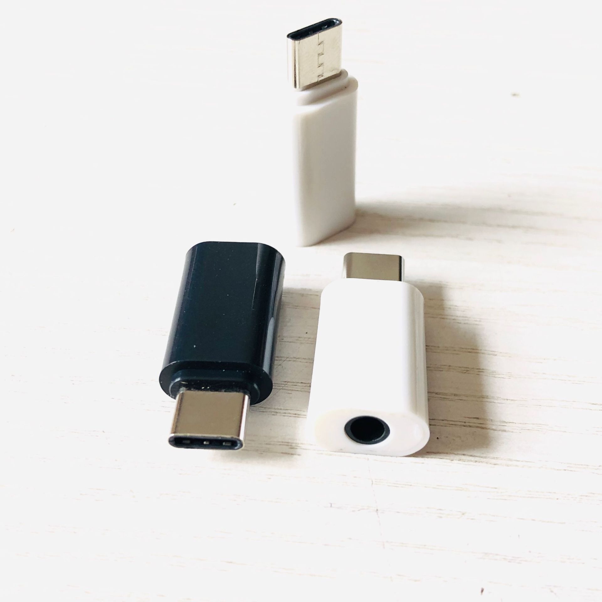 Adaptateur jack USB C vers prise casque 3,5 mm, 4 versions Adaptateur jack USB C vers prise casque 3,5 mm, 4 versions, detail