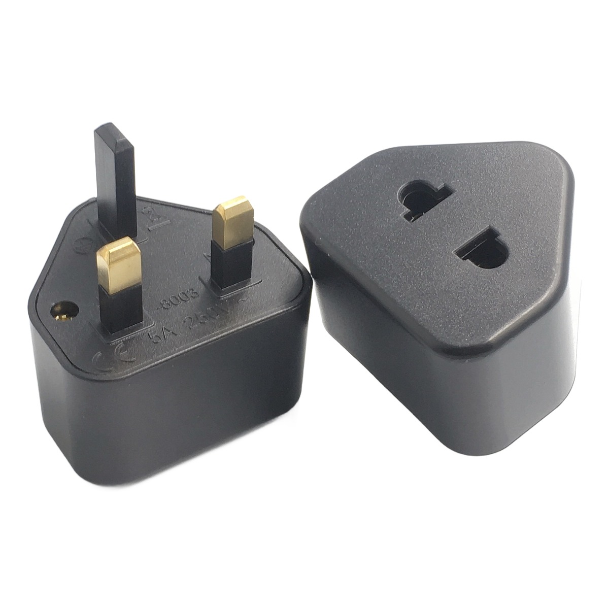 Adaptateur prise anglaise universel avec entrée standard Adaptateur prise anglaise universel avec entrée standard, vue principale