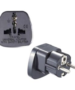 Adaptateur prise anglaise universel pour voyage, vue de face