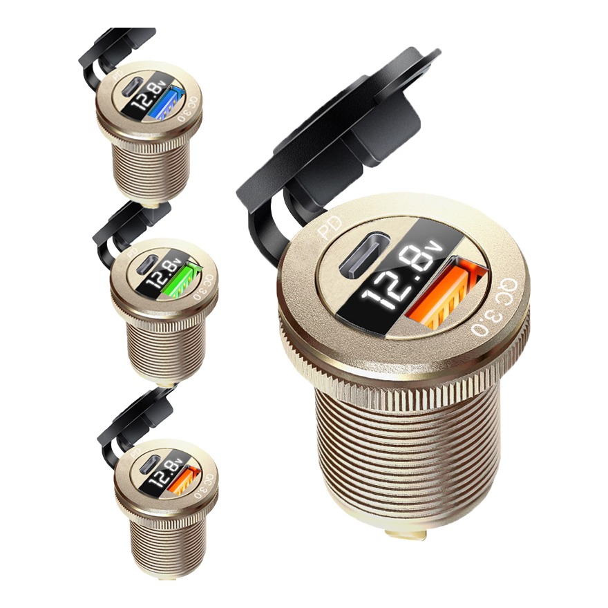 Adaptateur USB-C 12 V pour voiture avec voltmètre, prise à encastrer Adaptateur USB-C 12 V pour voiture avec voltmètre, prise à encastrer, vue de face