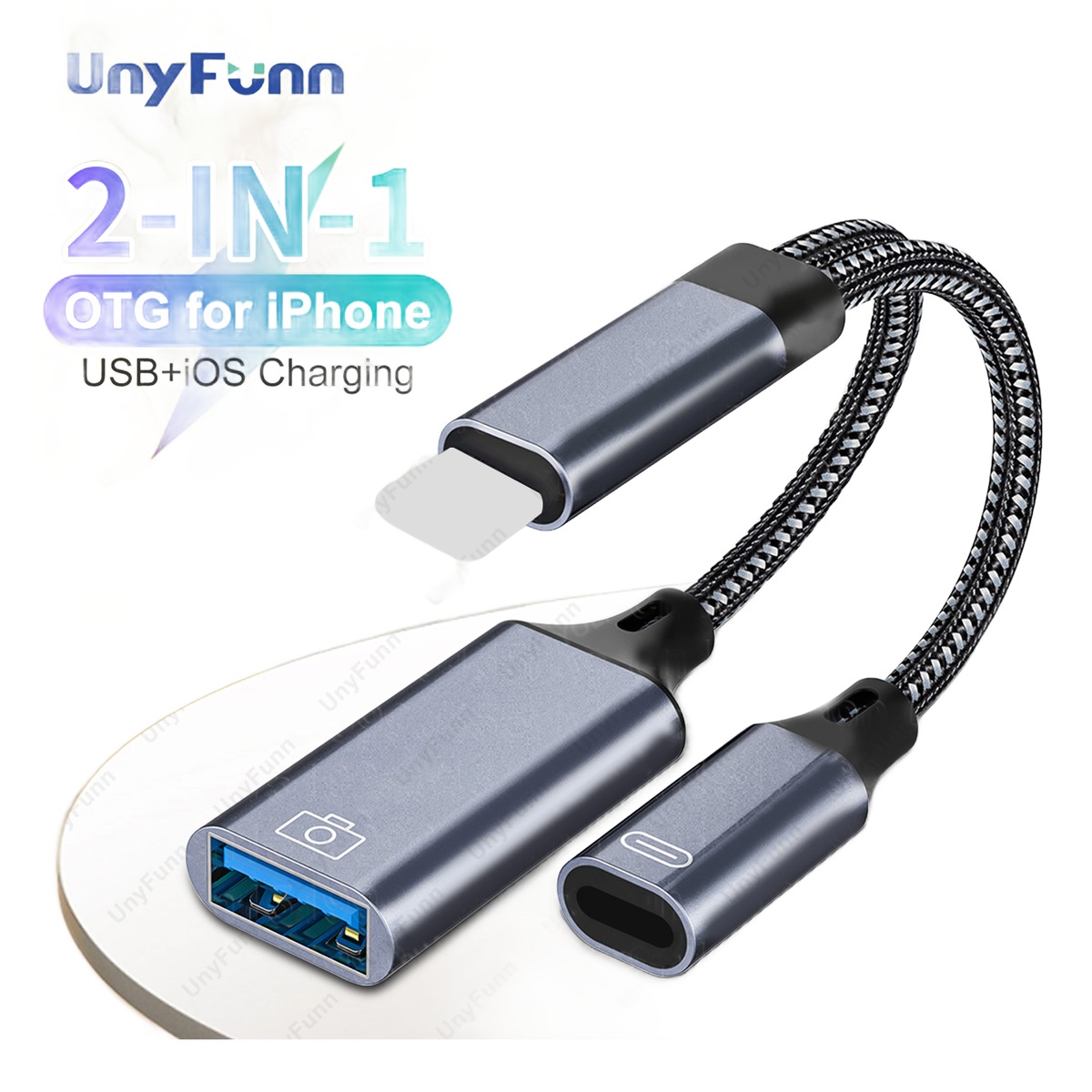 Adaptateur USB-C deux en un, charge et lecture Adaptateur USB-C deux en un, charge et lecture, vue de face