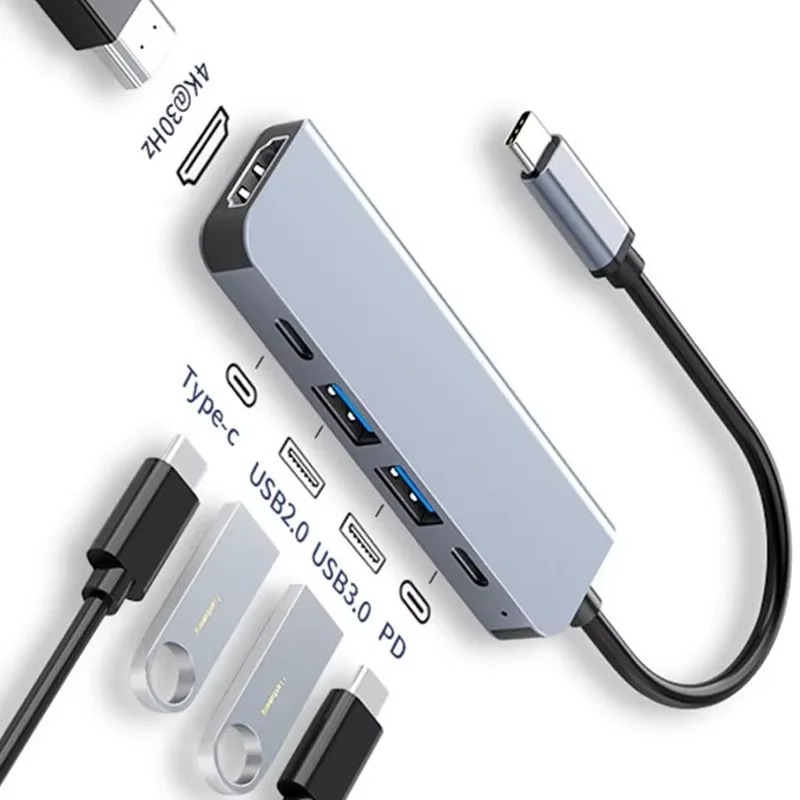 Adaptateur USB-C en station d’accueil, 5 à 8 fonctions Adaptateur USB-C en station d'accueil, 5 à 8 fonctions, vue de face