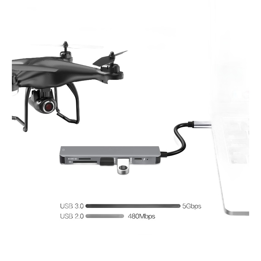 Adaptateur USB C HDMI avec deux ports USB et charge Adaptateur USB C HDMI avec deux ports USB et charge, vue de trois quarts