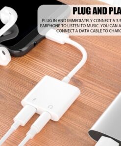Adaptateur USB c jack 3,5 mm et port de charge, vue de profil