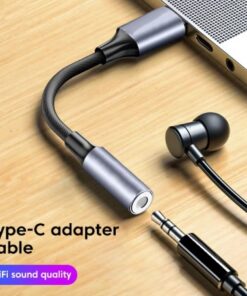 Adaptateur USB C jack 3,5 mm pour casque filaire, vue de trois quarts