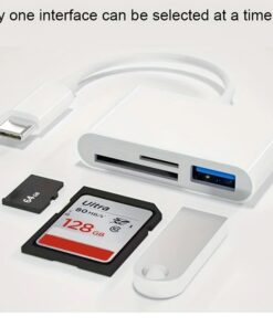 Adaptateur USB-C, lecteur de carte mémoire USB-C vers SD/TF 3-en-1, vue de trois quarts