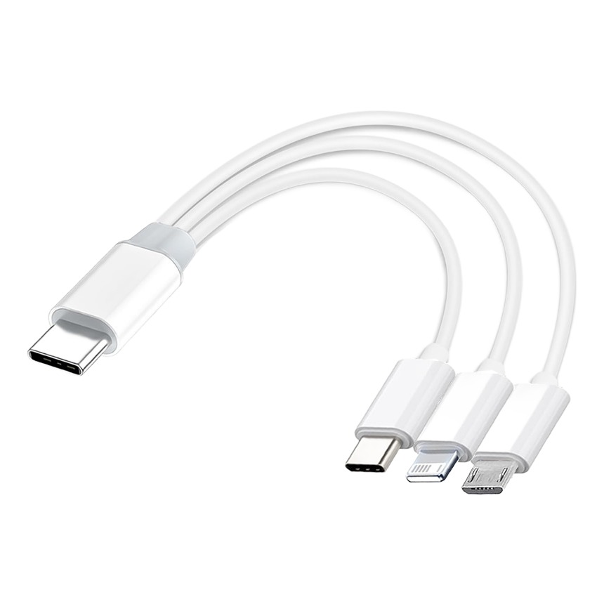 Adaptateur USB-C trois en un, cordon court de 20 cm Adaptateur USB-C trois en un, cordon court de 20 cm, vue de trois quarts