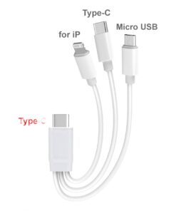 Adaptateur USB-C trois en un, cordon court de 20 cm, vue de face