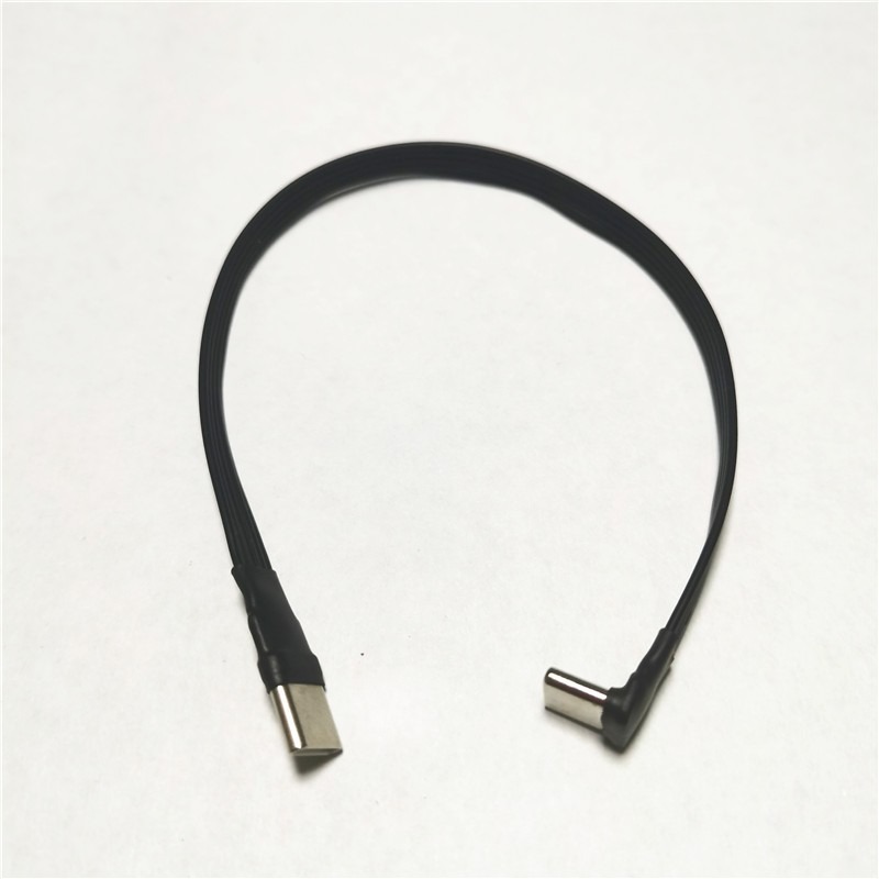 Adaptateur USB USB c coude a 90 degres souple Adaptateur USB USB c coude a 90 degres souple, vue de trois quarts