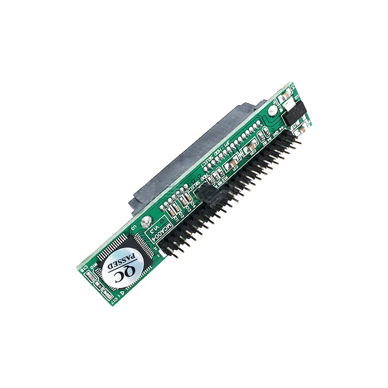 Adaptateur IDE SATA 2,5 pouces à 44 broches pour portable Adaptateur IDE SATA 2,5 pouces à 44 broches pour portable, vue de face