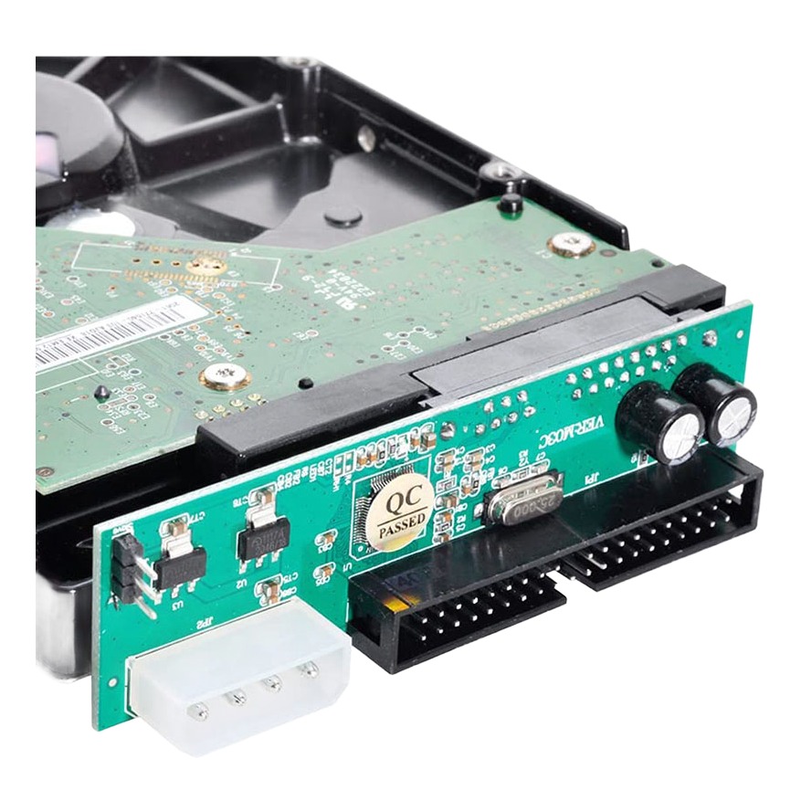 Adaptateur IDE SATA pour un disque SATA sur une carte IDE Adaptateur IDE SATA pour un disque SATA sur une carte IDE, vue de face