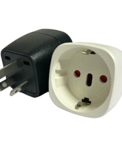Adaptateur prise Australie type I en cube, pour fiche européenne, vue de trois quarts