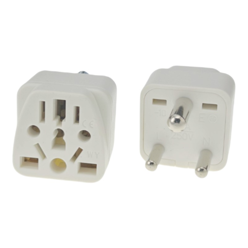 Adaptateur prise Inde type D à trois broches rondes, noir ou blanc Adaptateur prise Inde type D à trois broches rondes, noir ou blanc, vue de trois quarts