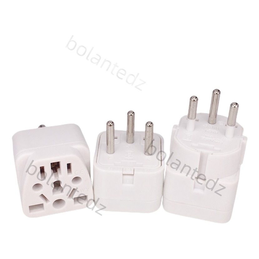 Adaptateur prise Israël compatible fiche anglaise, européenne Adaptateur prise Israël compatible fiche anglaise, européenne, vue de trois quarts