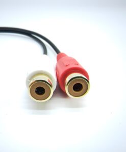 Adaptateur RCA vers jack, deux RCA femelles et prise 3,5 mm femelle, vue arriere