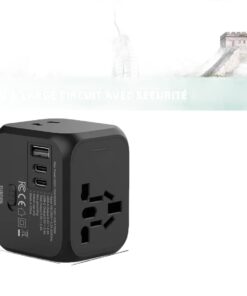 Adaptateur universel de voyage cube, quatre fiches et trois ports USB, vue principale