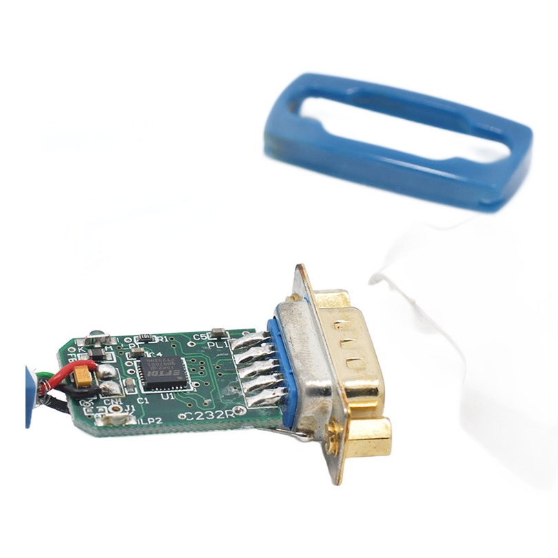 Adaptateur USB RS232, câble série DB9 mâle de 1 m en USB 2.0 Adaptateur USB RS232, câble série DB9 mâle de 1 m en USB 2.0, vue de profil